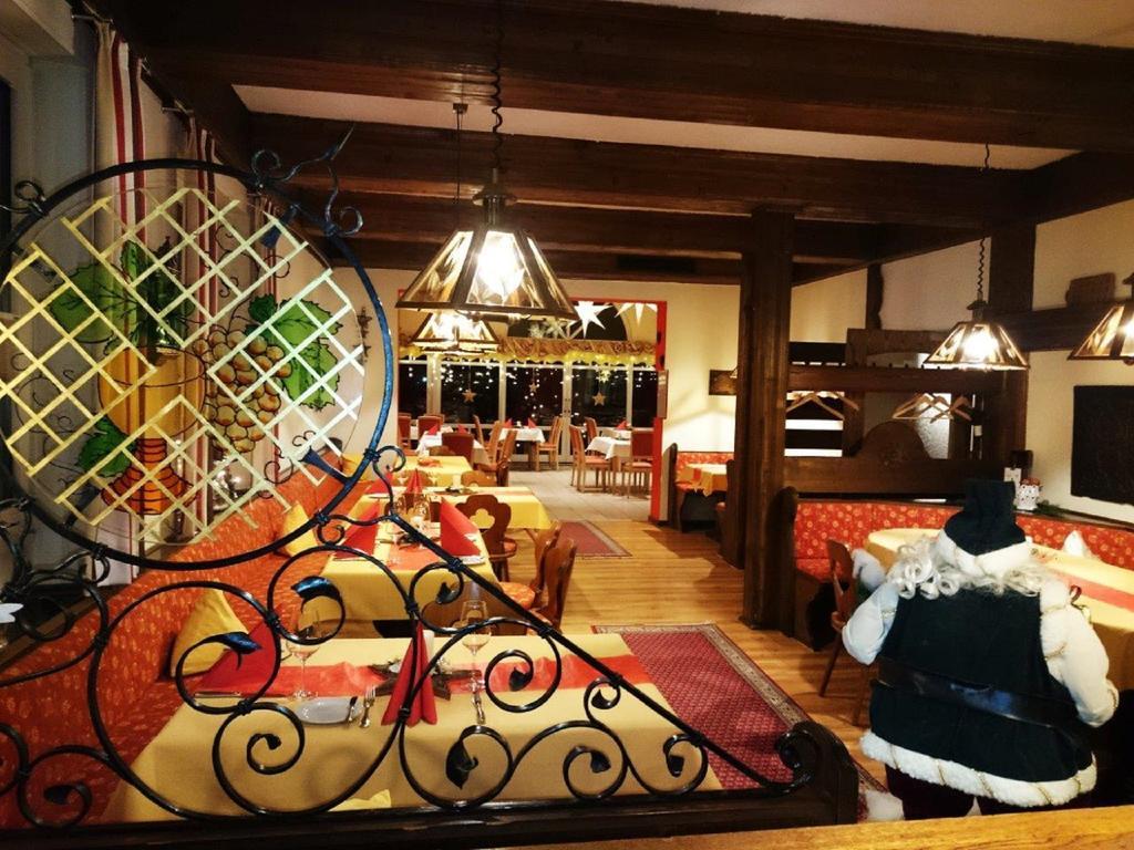 Hotel Goldbaechel Wachenheim an der Weinstraße Kültér fotó
